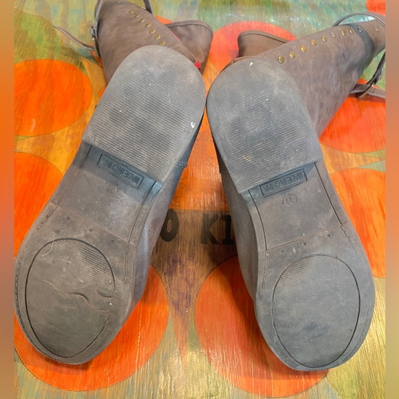 Journee Collection Spokane Riding Boots Womens Gray Faux Leather Back Zip Sz 11 - Picture 4 of 9